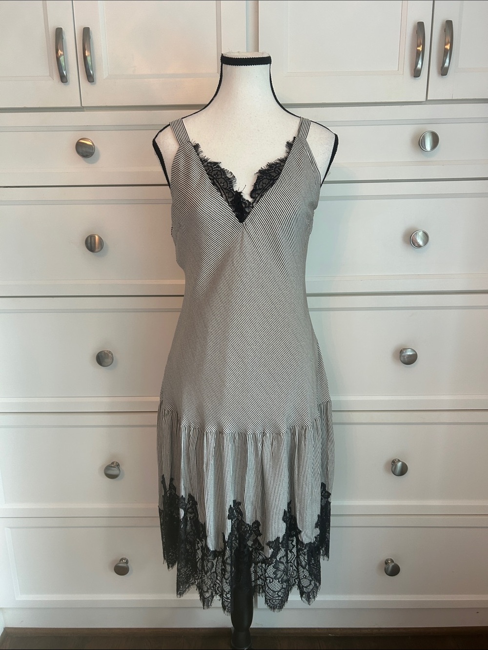 Gold Hawk Black & White Striped 100% Silk Lace Trim Dress with tie